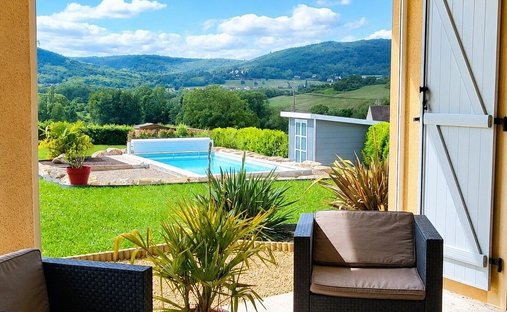 House in Saint-Denis-de-Vaux, Bourgogne – Franche-Comté, France 1