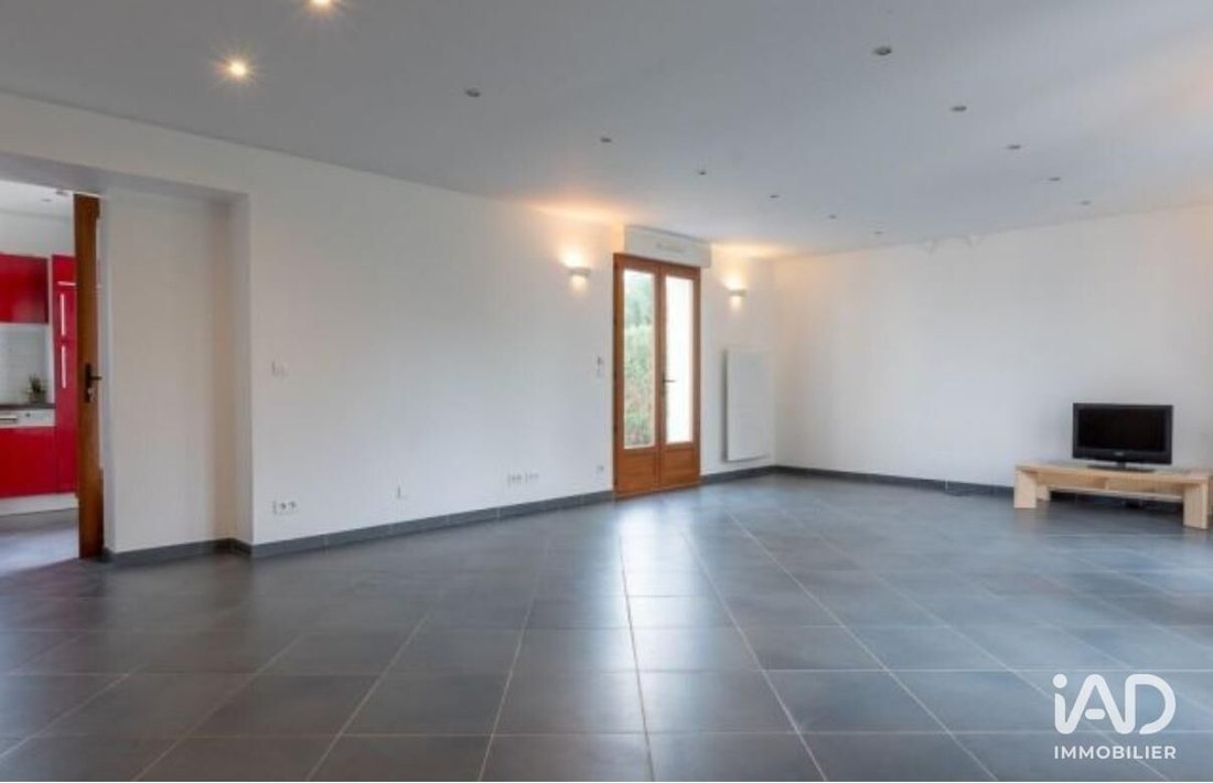 House in Conde-sur-Vesgre, Ile-de-France, France 3 - 17997275