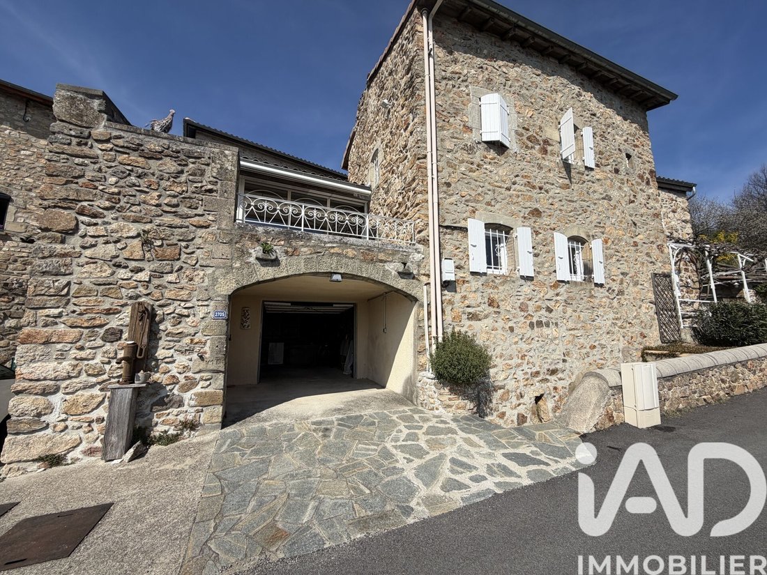 House in Vals-les-Bains, Auvergne-Rhône-Alpes, France 2 - 17959098