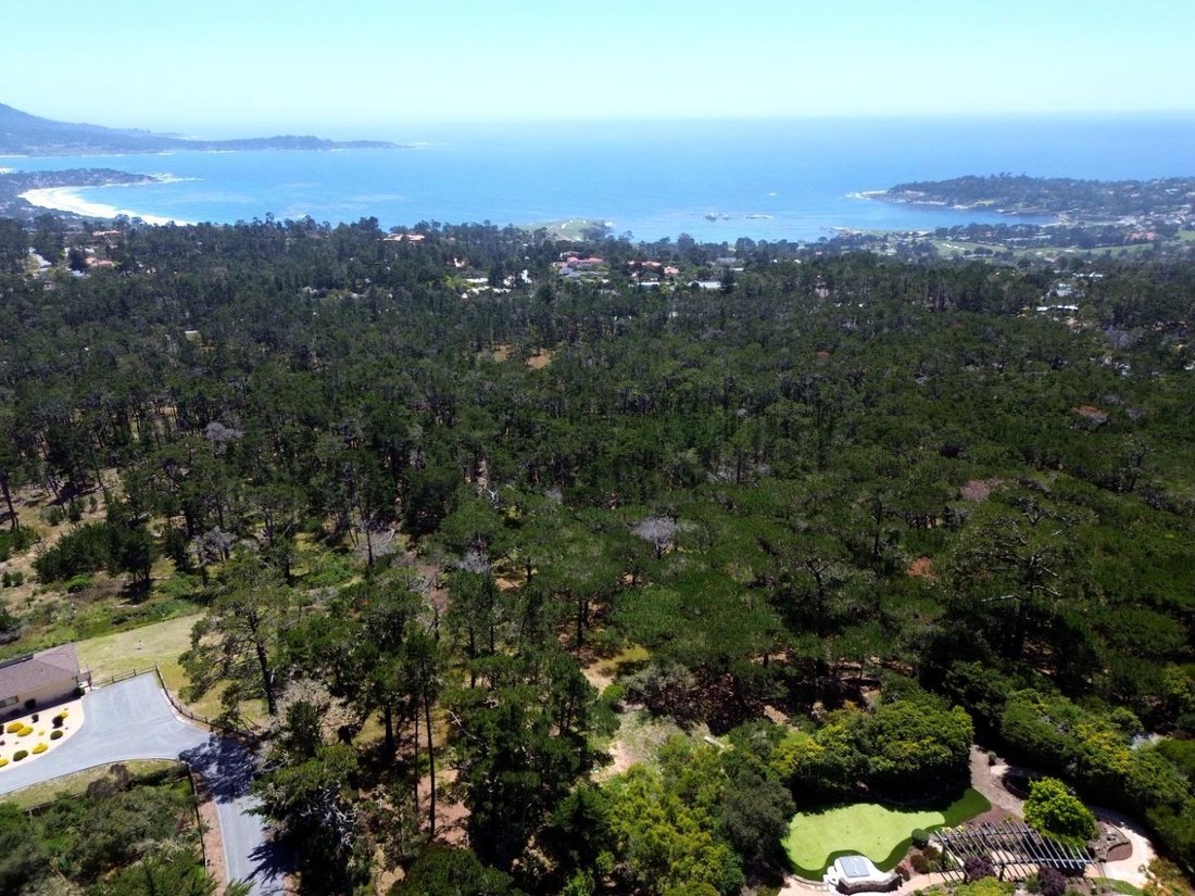 Land in Del Monte Forest, California, United States 2 - 17998333
