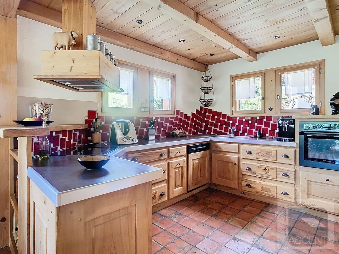 Chalet in Megève, Auvergne-Rhône-Alpes, France 3 - 17998634