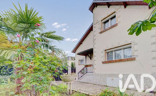 House in Les Siams, Le Perreux-sur-Marne, France 1