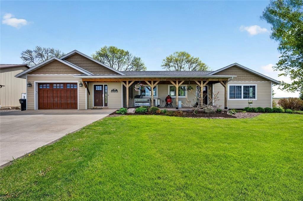 House in Almena, Wisconsin, United States 1 - 17996917