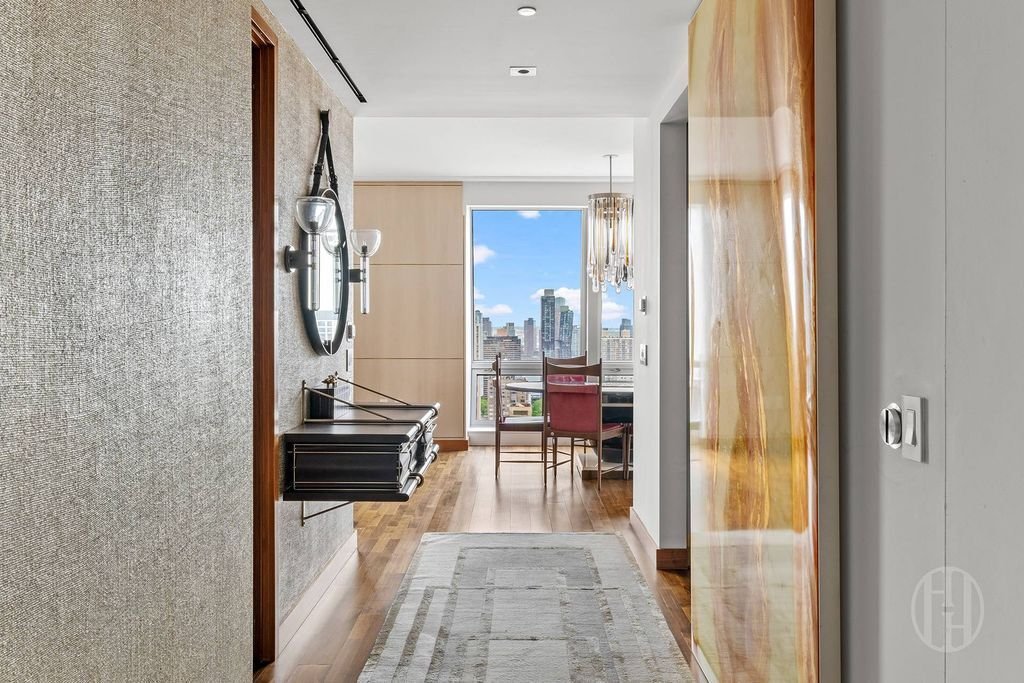 House in New York, New York, United States 5 - 17998731