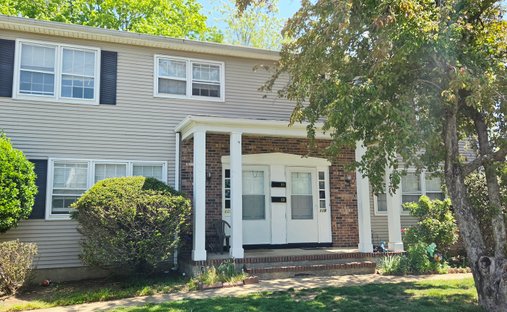 Apartment in Tinton Falls, New Jersey, United States 1