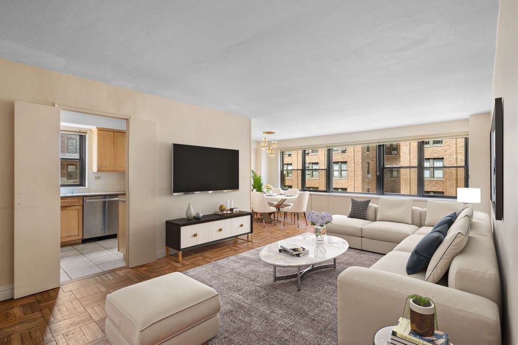 Co Op in New York, New York, United States 1 - 17998716
