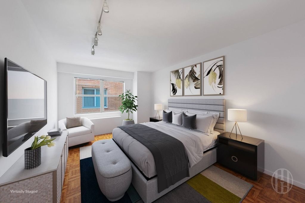 House in New York, New York, United States 4 - 17998740