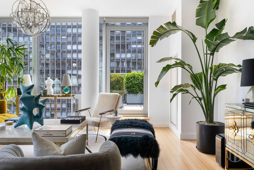 House in New York, New York, United States 4 - 17998666
