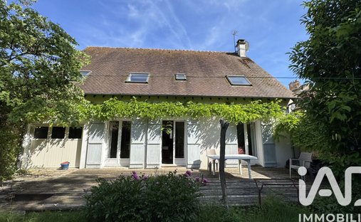 House in Ville Sud Ouest, Fontainebleau, France 1
