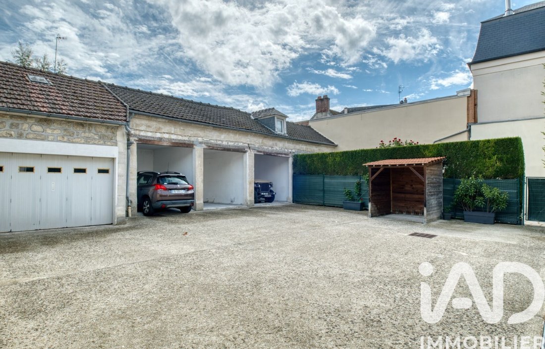 House in Compiegne, Hauts-de-France, France 5 - 17997040