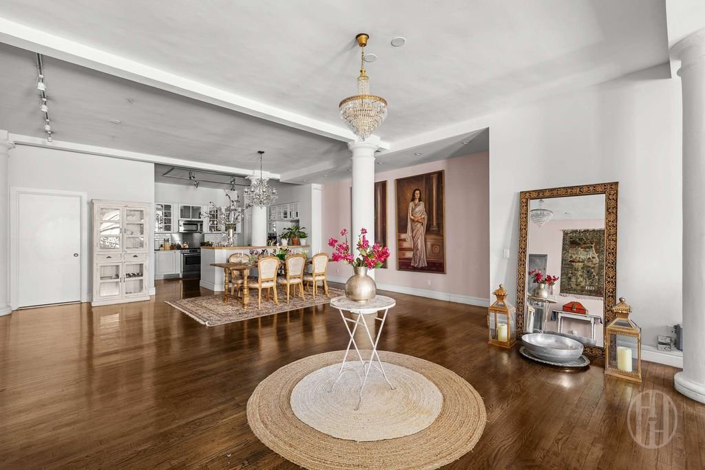 House in New York, New York, United States 4 - 17998690