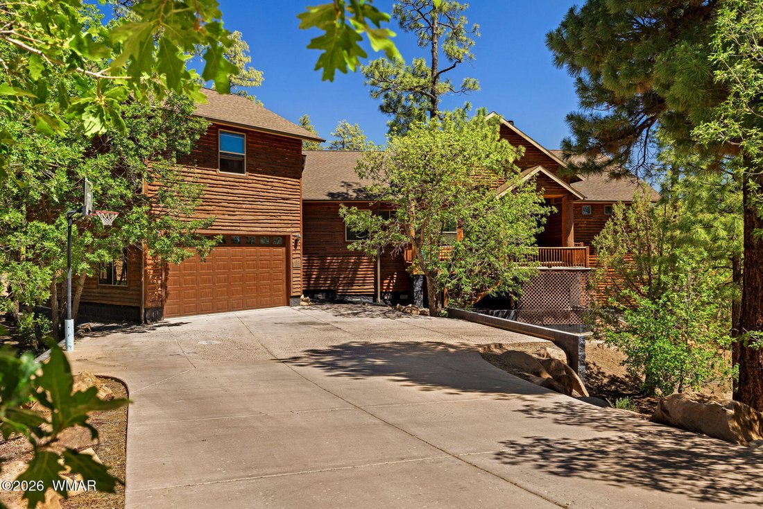 Pinetop-Lakeside, Arizona, United States 2 - 17999023