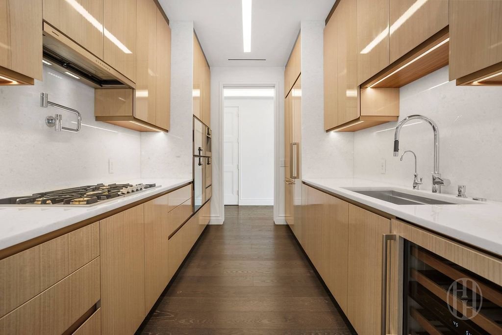 House in New York, New York, United States 5 - 17998692