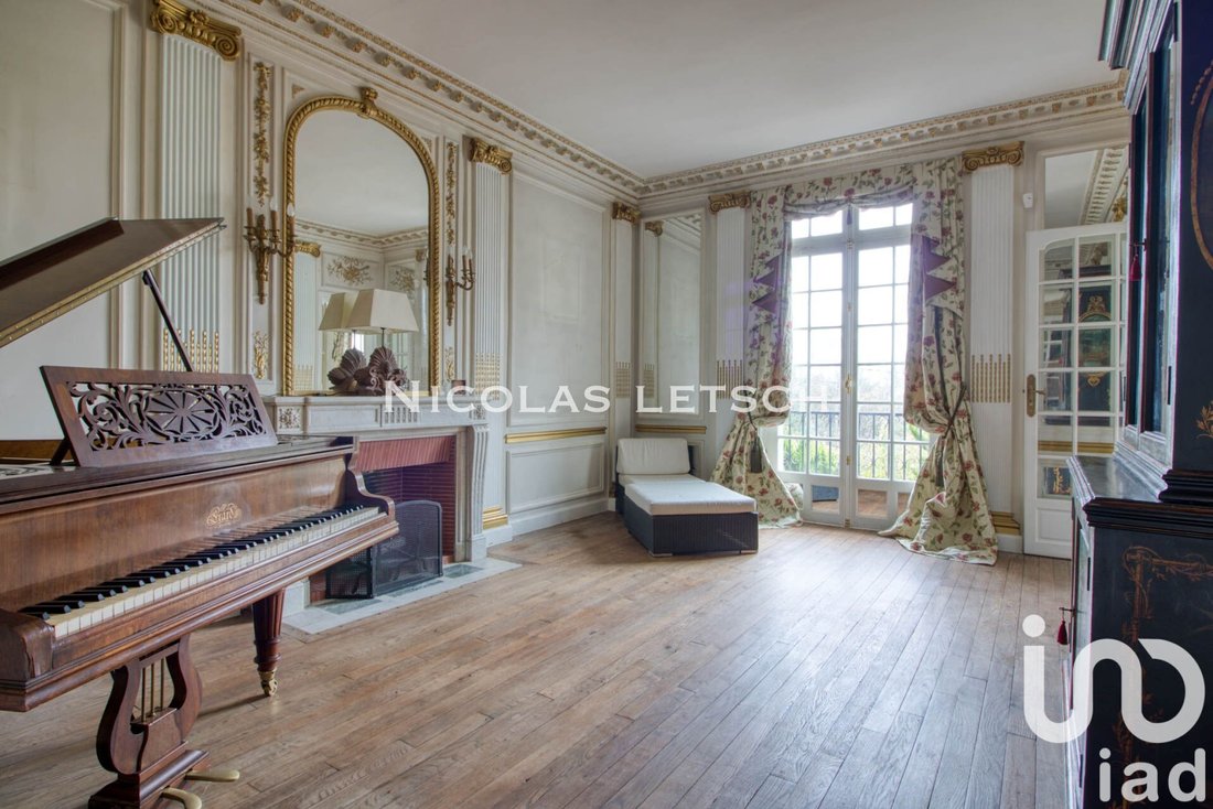 House in La Frette-sur-Seine, Ile-de-France, France 2 - 17997611