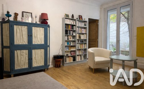 Apartment in Perouses, Paris, Ile-de-France 1