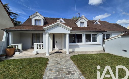Haus in Marles-en-Brie, Île-de-France, Frankreich 1