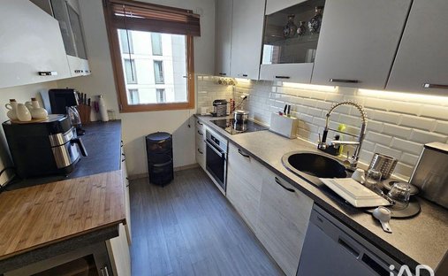 Apartment in Voltaire-Grésillons, Asnières-sur-Seine, France 1