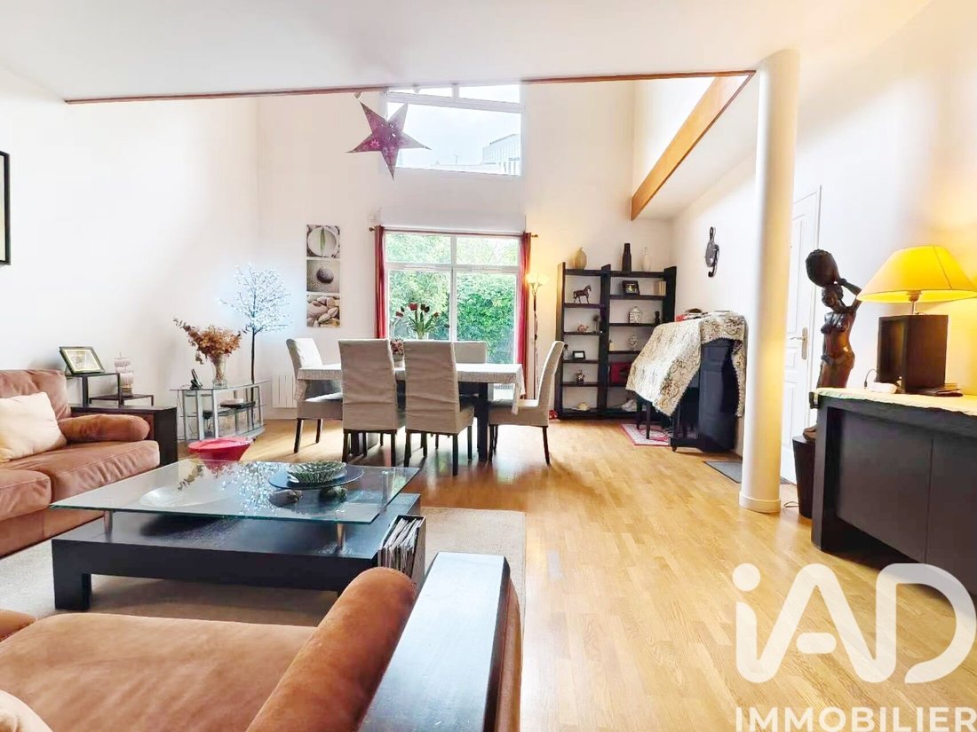 Apartment in Faubourg de l'Arche, Courbevoie, France 1 - 17996977