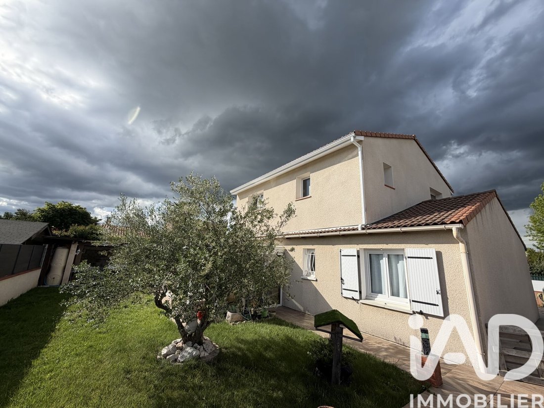 House in Aussonnelle Rive Droite, La Salvetat-Saint-Gilles, France 5 - 17996934
