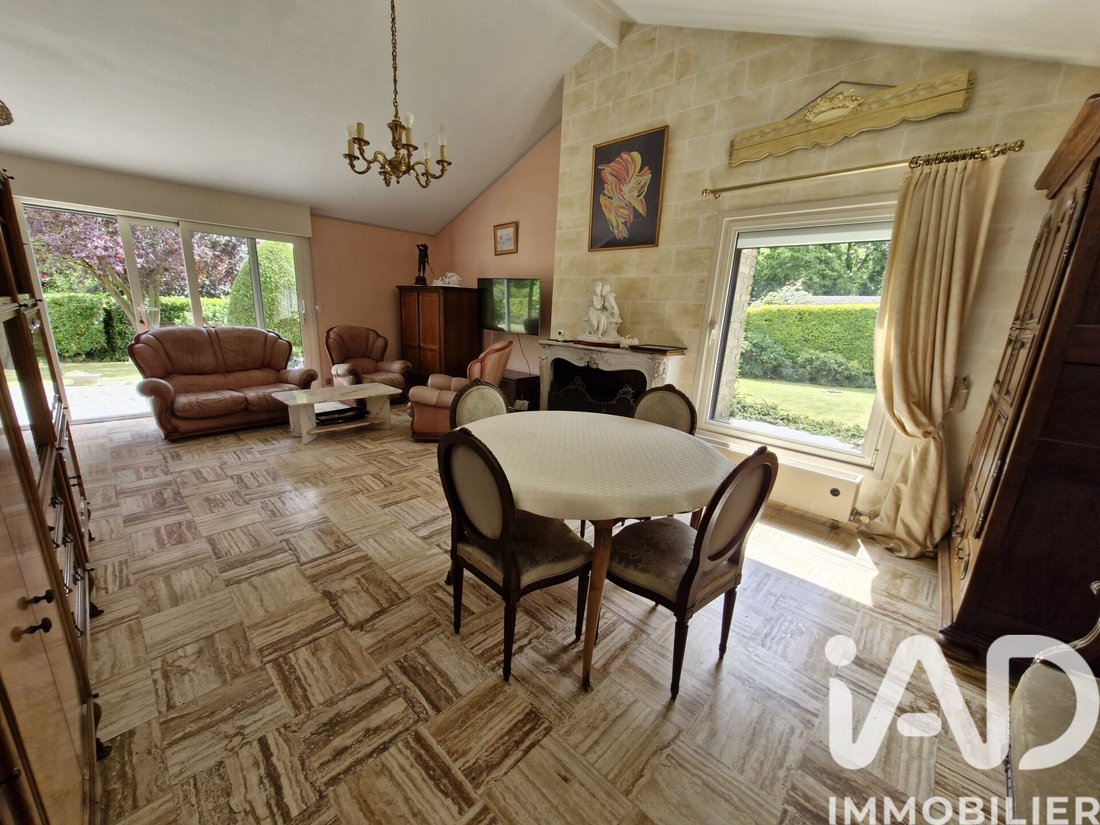 House in Villeneuve-d'Ascq, Hauts-de-France, France 2 - 17997440