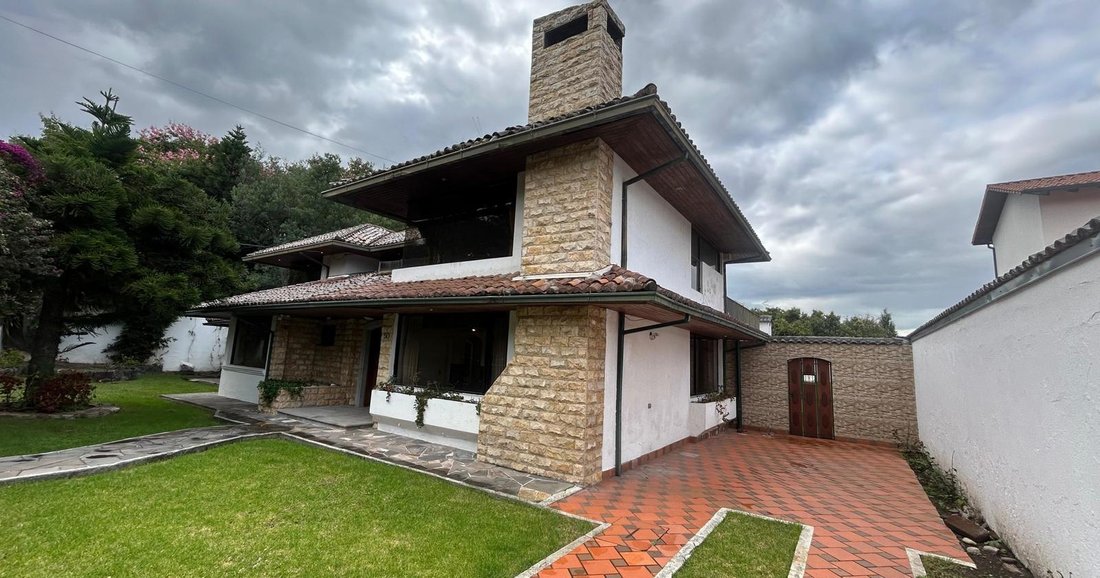 Land in Quito, Pichincha, Ecuador 5 - 17998049