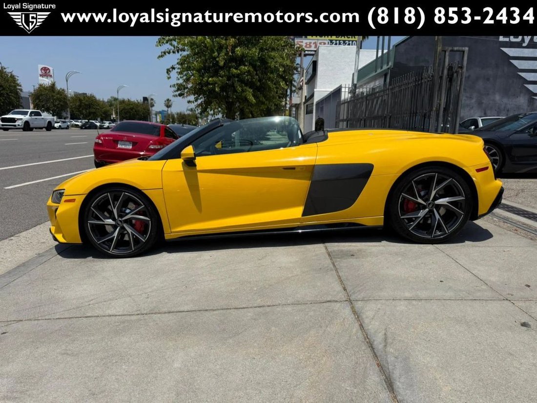 Cabriolet in Van Nuys, CA, United States 4 - 17997586