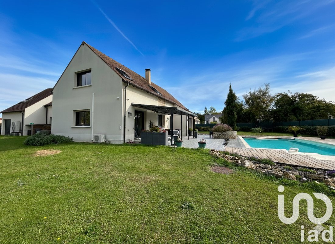 House in Centre Ville, Mennecy, France 4 - 16361317