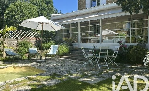 House in Centre Bas, Vernouillet, France 1