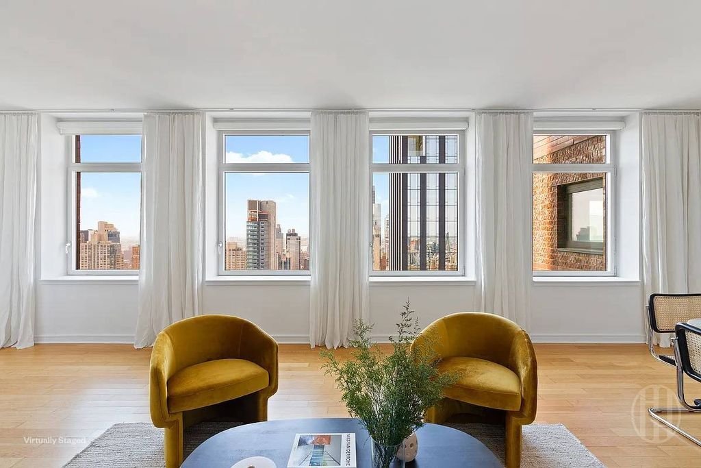 House in New York, New York, United States 1 - 17998676