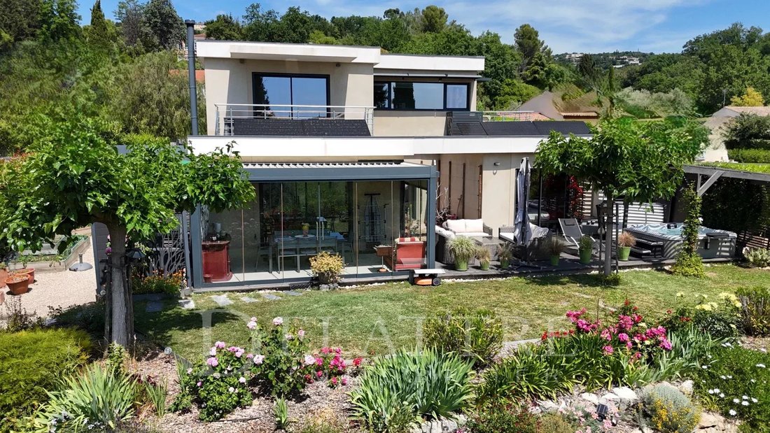 Villa in Opio, Provence-Alpes-Côte d'Azur, France 1 - 15987717