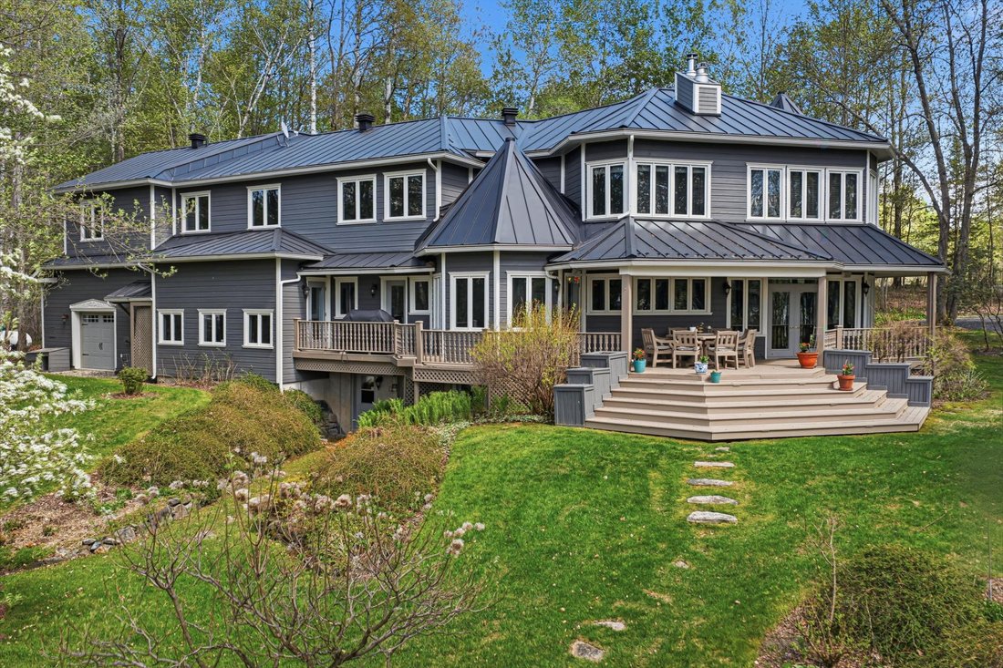 House in Hatley, Quebec, Quebec, Canada 1 - 17686917