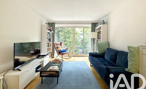 Apartment in Perouses, Paris, Ile-de-France 1