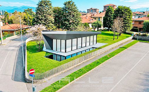 Villa a Mozzo, Lombardia, Italia 1
