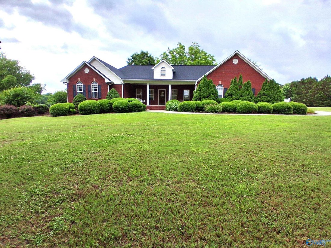 Farm Ranch in Blountsville, Alabama, United States 1 - 17680372
