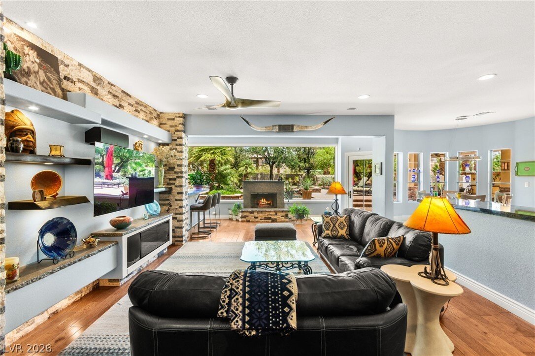 House in Las Vegas, Nevada, United States 1 - 17999189