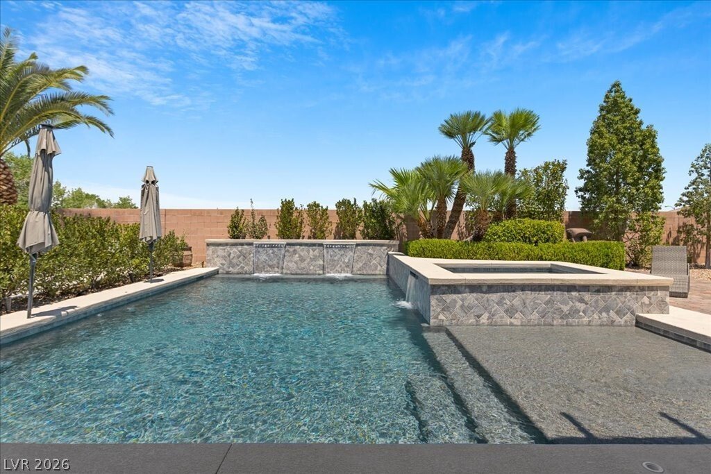 House in Las Vegas, Nevada, United States 1 - 17999182