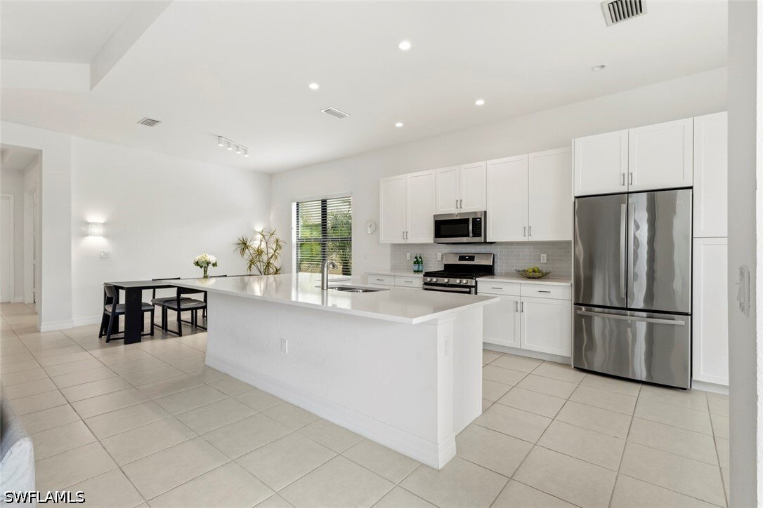 House in Naples, Florida, United States 3 - 17999214