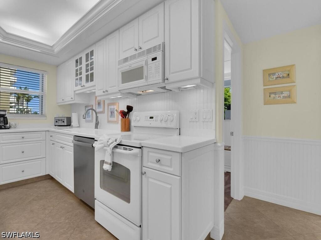 Condo in Marco Island, Florida, United States 3 - 17999237