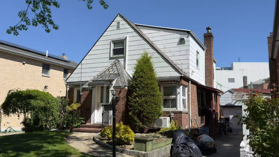 House in New York, New York, United States 1 - 17999270