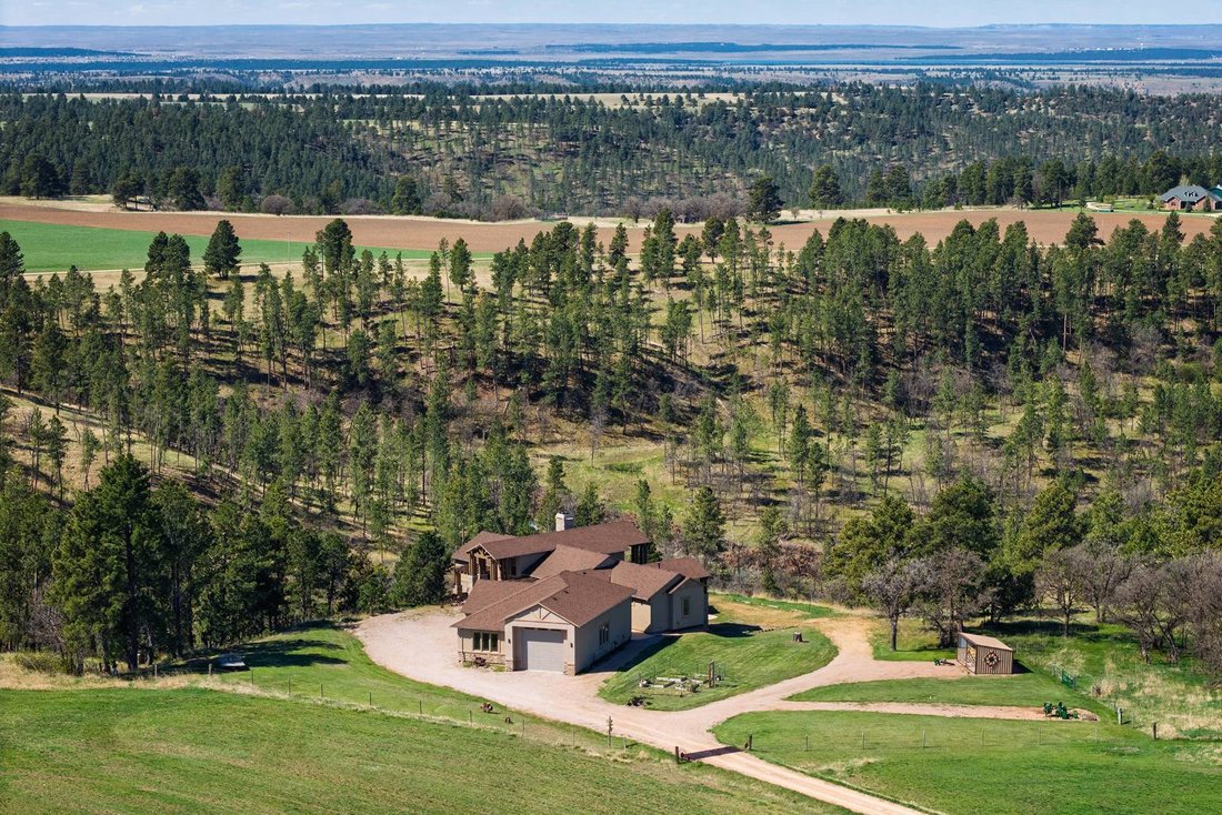 House in Sundance, Wyoming, United States 4 - 17999275