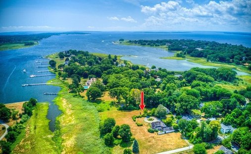 Barrington, Rhode Island, United States 1