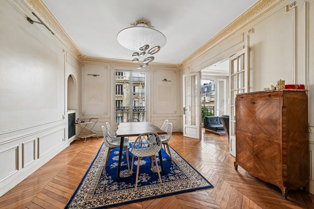 Apartment in Cambronne-Garibaldi, Paris 15e Arrondissement, Paris 4 - 17999144