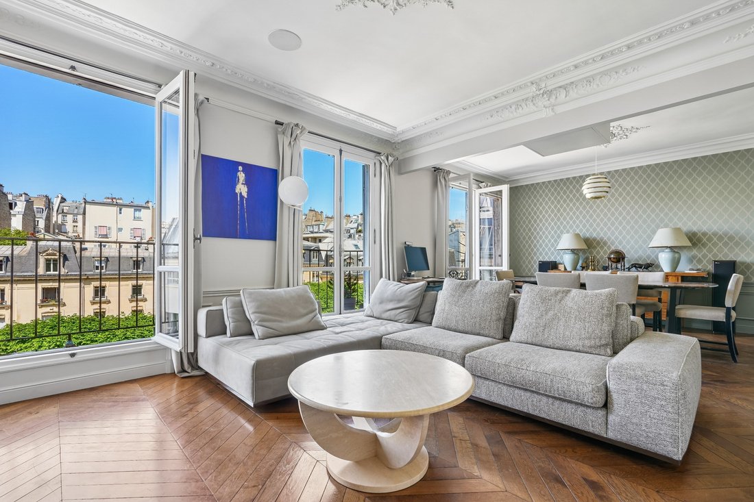 Apartment in Hoche-Friedland, Paris 8e Arrondissement, Paris 1 - 17999147
