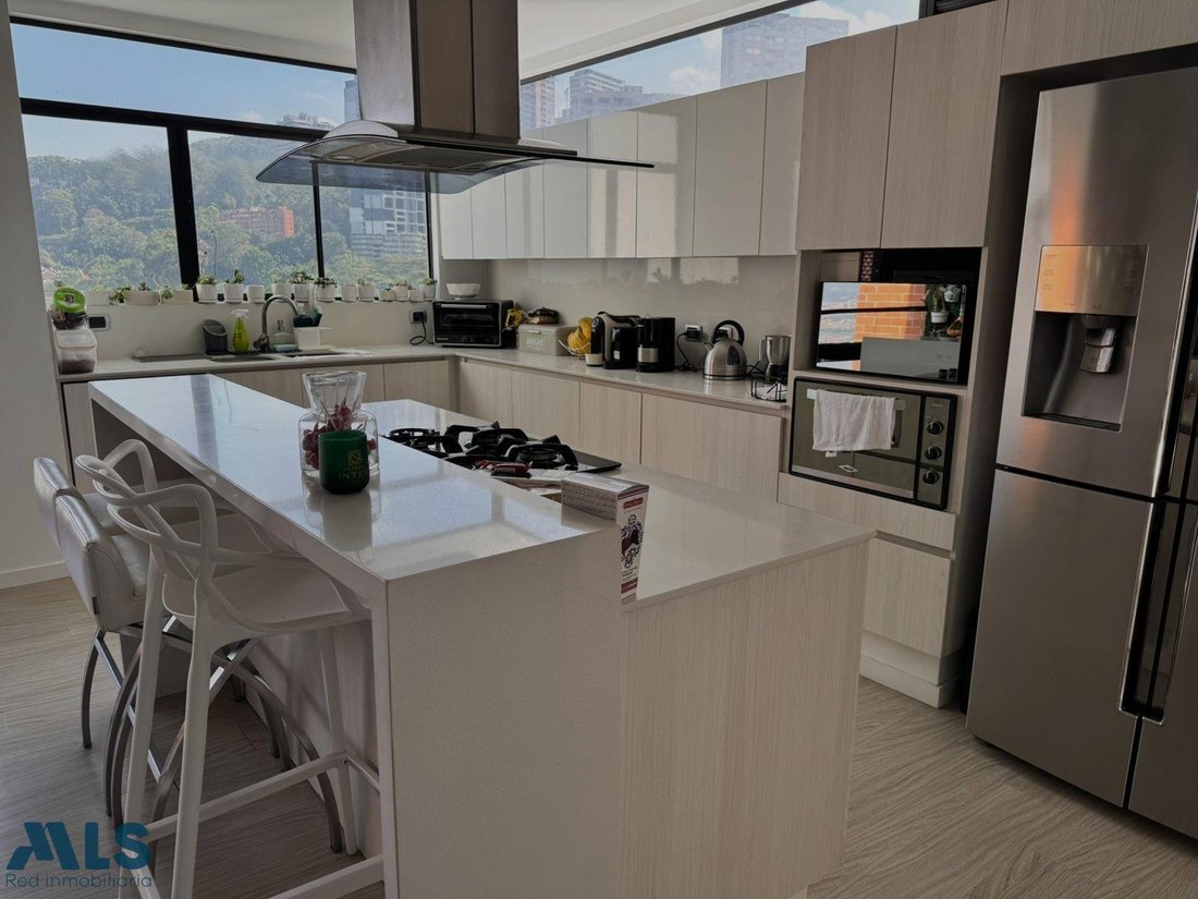 Apartamento en Medellín, Antioquia, Colombia 2 - 17999514