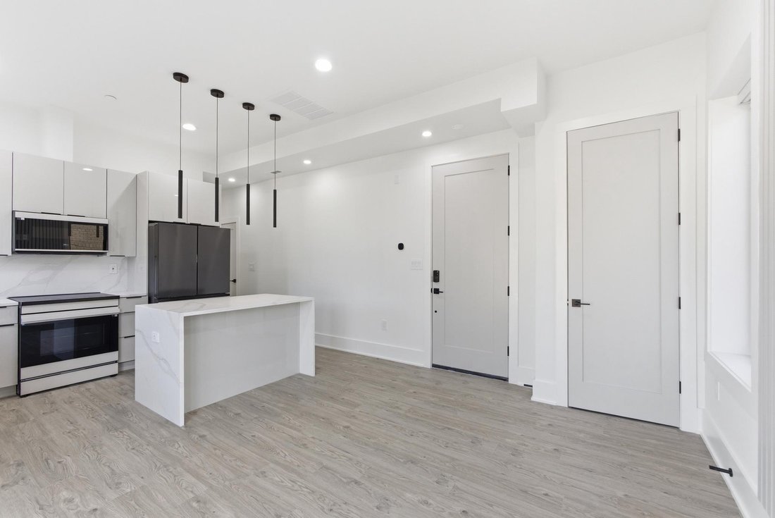 Condo in Washington, District of Columbia, United States 4 - 17999463