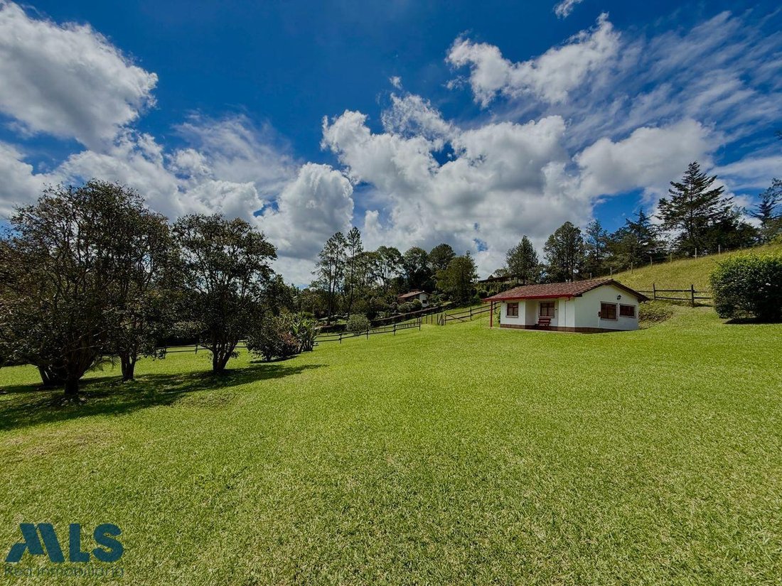 Land in La Fe, Antioquia, Colombia 2 - 17999513