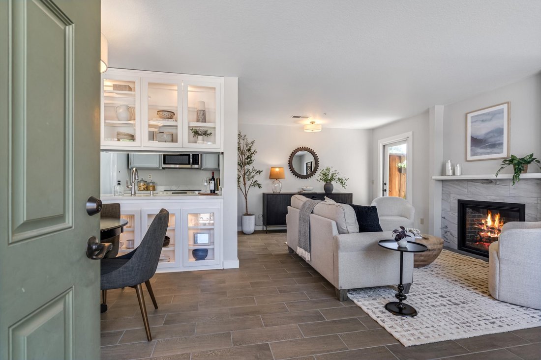 Condo in Healdsburg, California, United States 1 - 17999382