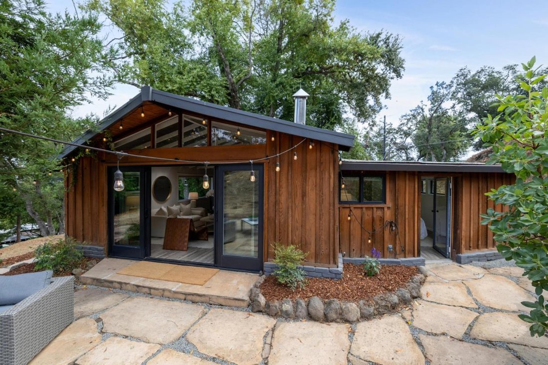 House in Portola Valley, California, United States 5 - 17999356