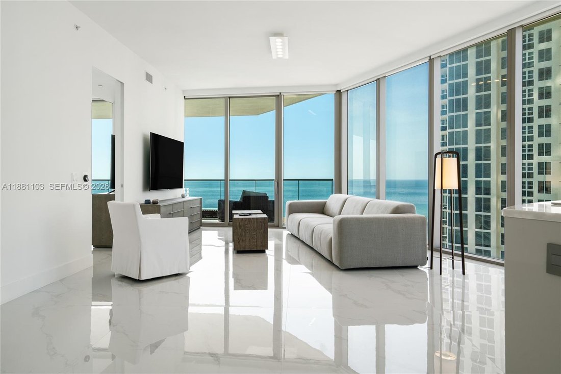 Condo in Sunny Isles Beach, Florida, United States 1 - 16972762