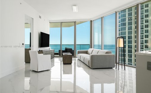 Condo in Sunny Isles Beach, Florida, United States 1